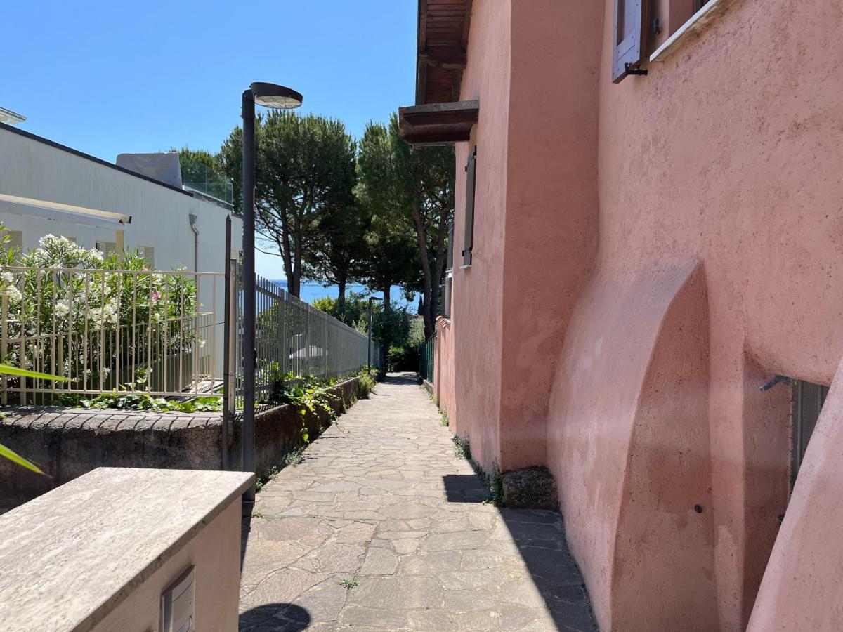 Bilocale A Due Passi Dal Lago Moniga del Garda Eksteriør bilde